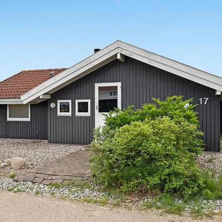 Two-bedroom In Σπίτι διακοπών *